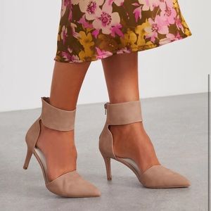 NWOT Heels